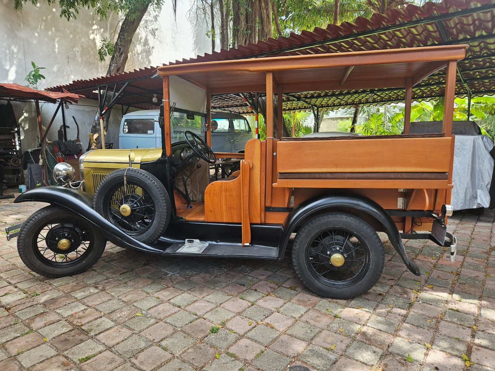 Ford Woody 1930