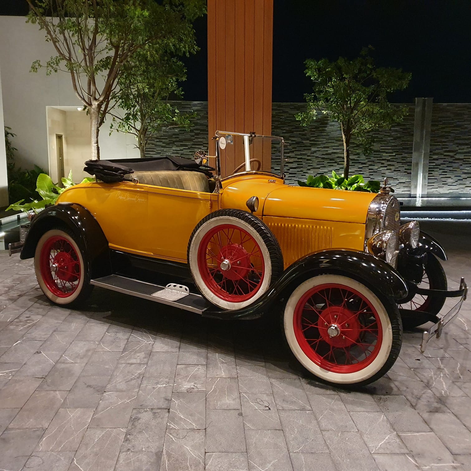 Ford Roadster 1928 — Detail