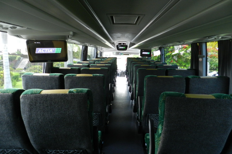 Deluxe coach